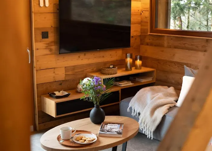 Les Cimes - Sauna - Jacuzzi Alpehytte